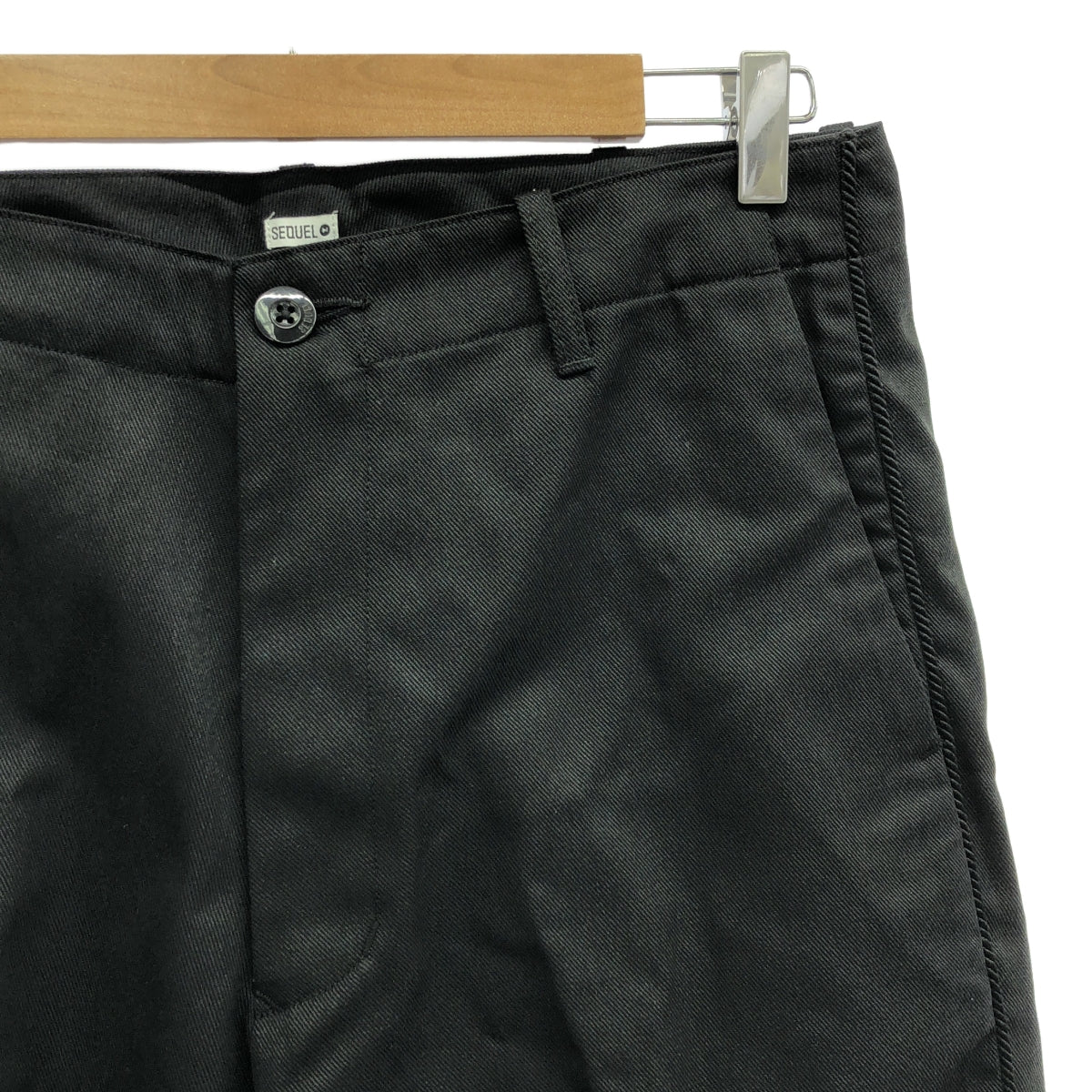SEQUEL / シークエル | バックロゴ サイドライン チノ ワークパンツ | M | ブラック | メンズ