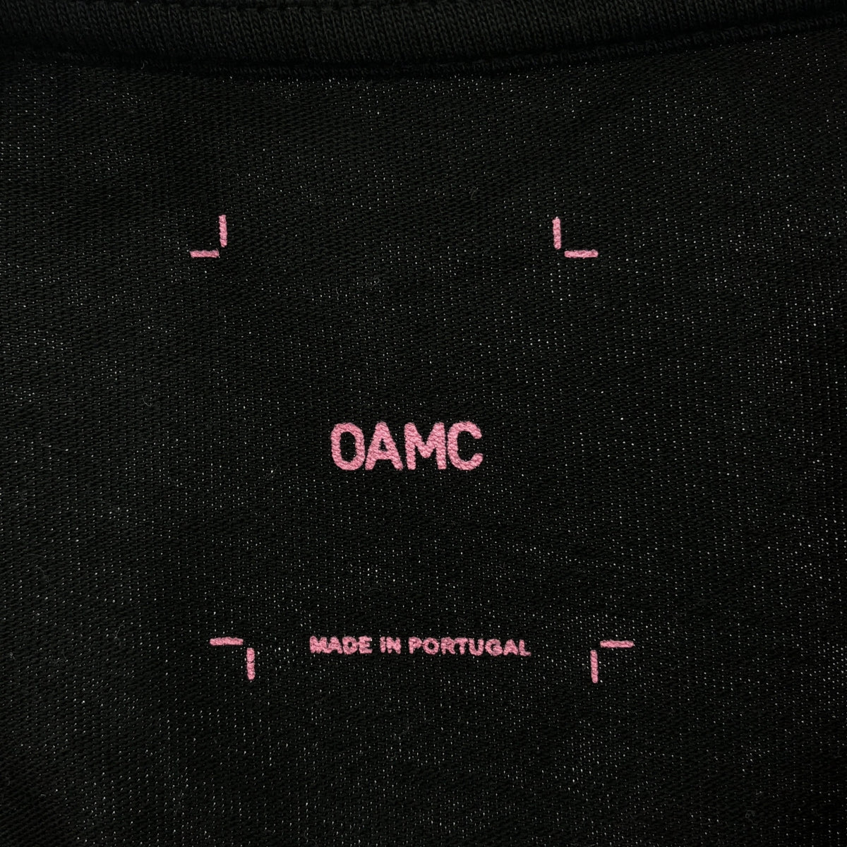 【美品】 OAMC / オーエーエムシー | MIDSTREAM T-SHIRT コットン ロゴ プリント Tシャツ | L | ブラック | メンズ