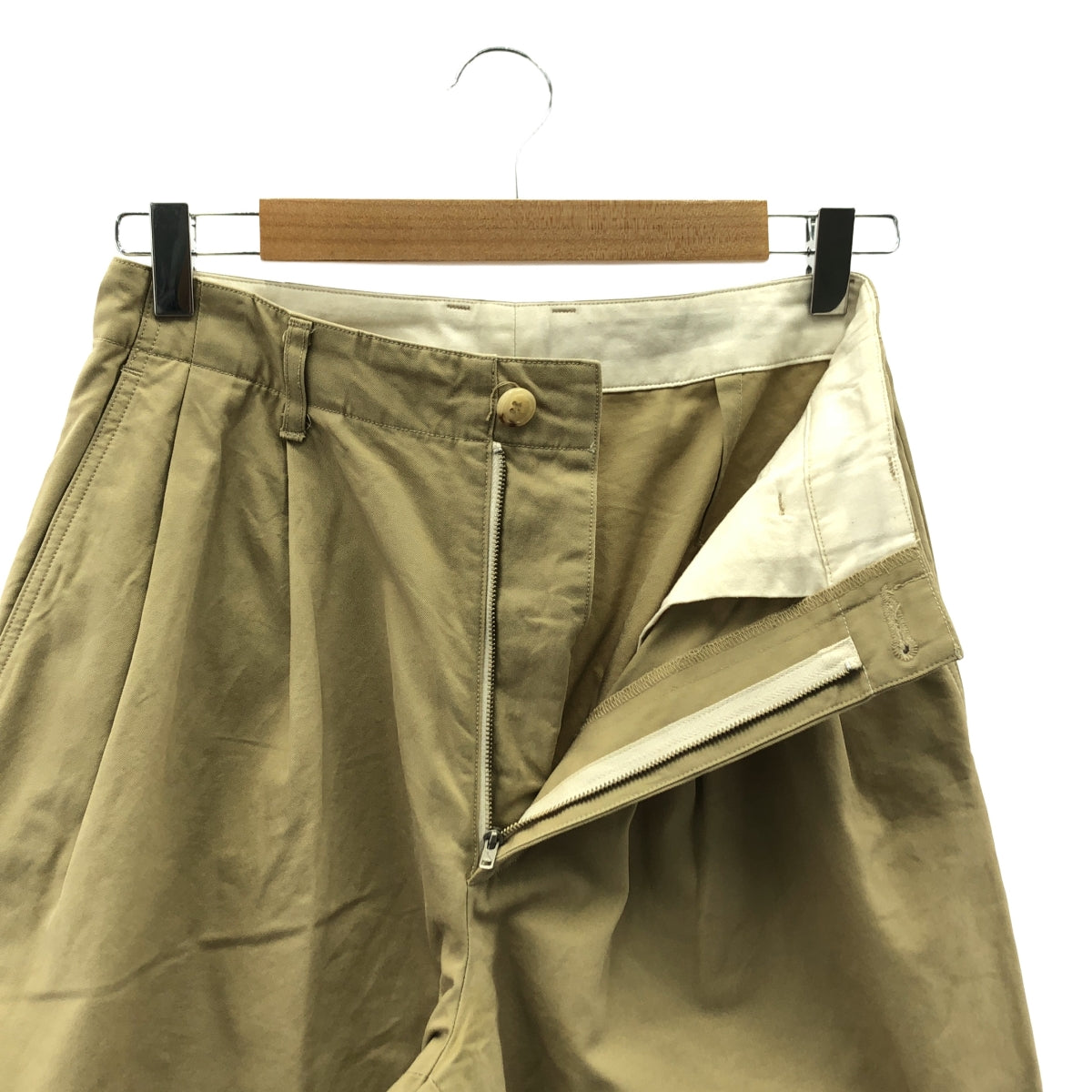 AURALEE | WASHED FINX LIGHT CHINO TUCK WIDE PANTS | 1 | Women's