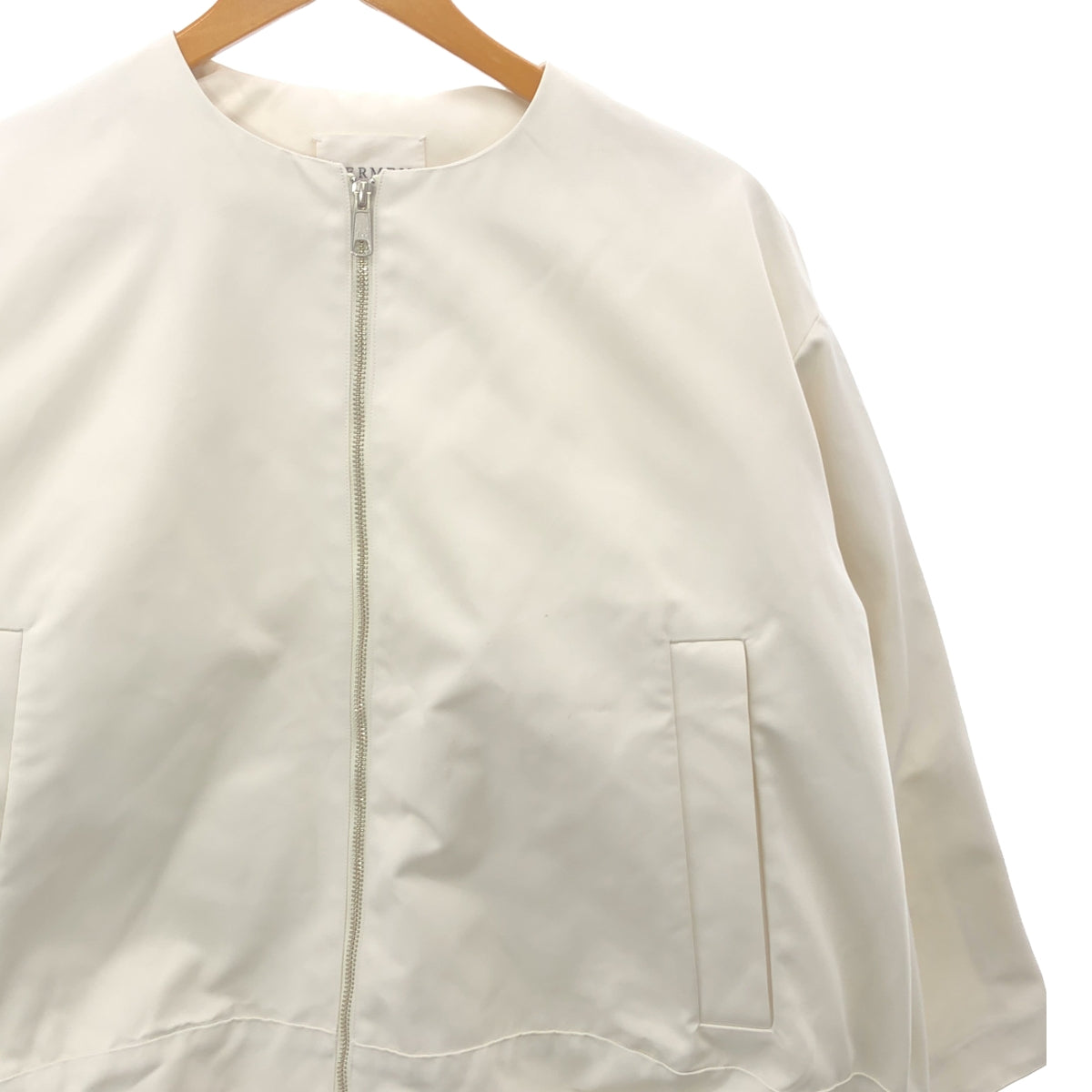 VERMEIL par iena / ヴェルメイユパーイエナ | 2023SS | ヘビーサテンバルーンブルゾン | F | ホワイト | レディース