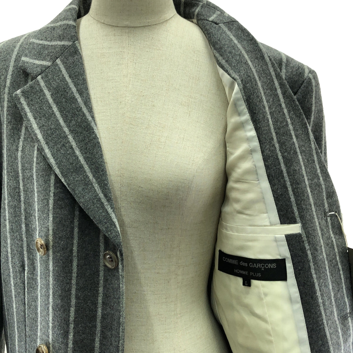 【미품】 COMME des GARCONS HOMME PLUS / 콤데 갤슨 옴프뤼스 | 2024AW | 울 테일러드 오버 재킷 / 총 안감 | L | 그레이 | 남성