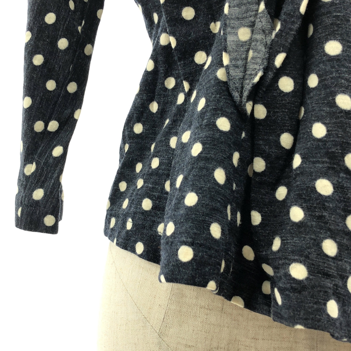 robe de chambre COMME des GARCONS | AD2004 | Polka dot round collar frilled knit shirt blouse | M | Women's