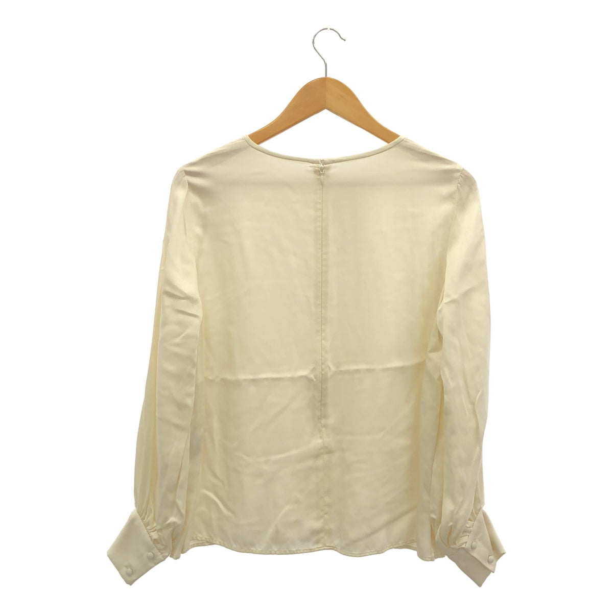 DAMA collection / 더마 콜렉션 | 개더 슬리브 블라우스 | 9R |