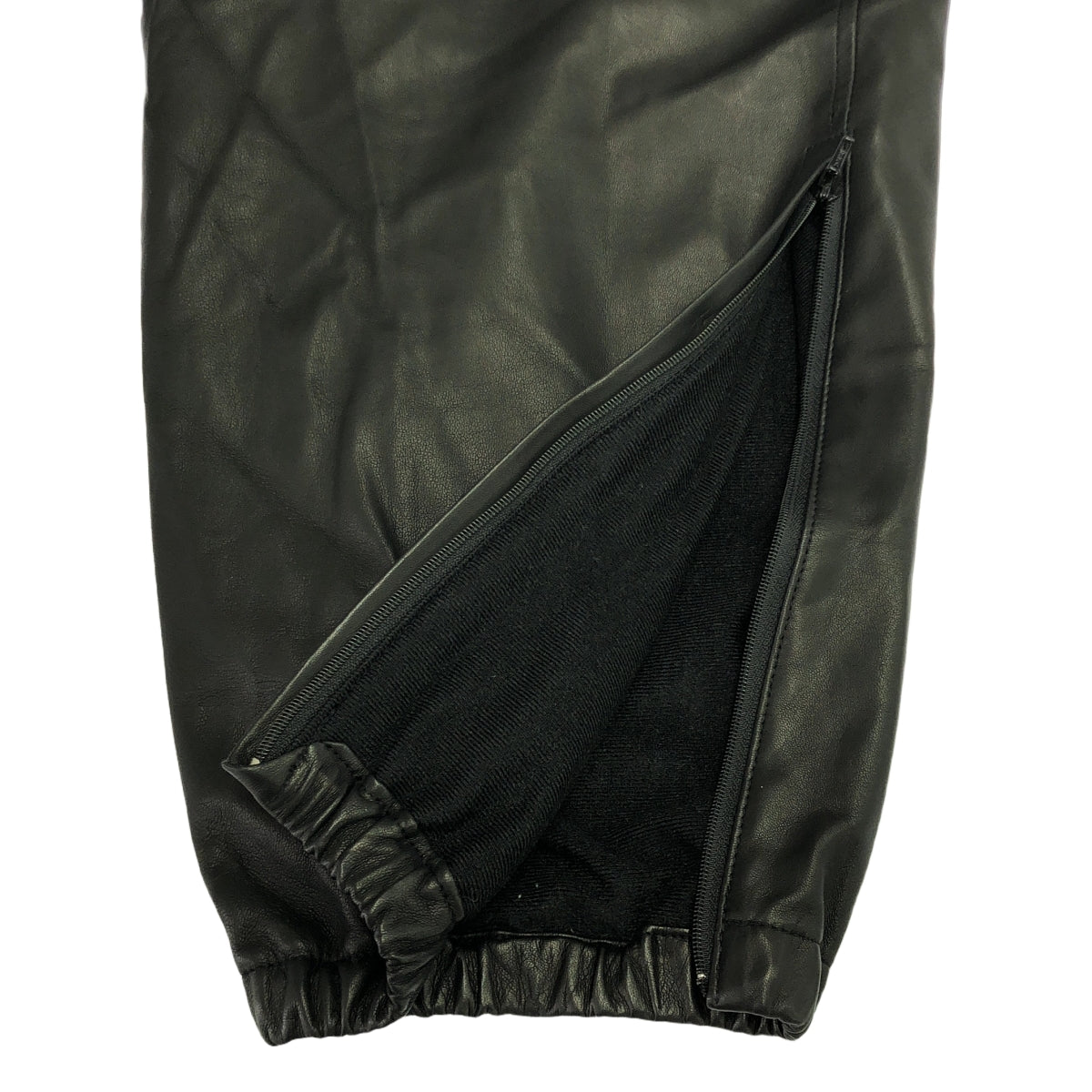 COMOLI | 2023AW | Drawstring hem zip sheepskin training pants / Y03-03014 | 2 | Men's