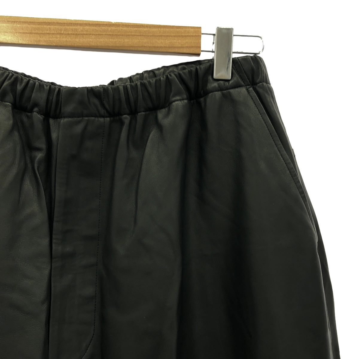 COMOLI | 2023AW | Drawstring hem zip sheepskin training pants / Y03-03014 | 2 | Men's