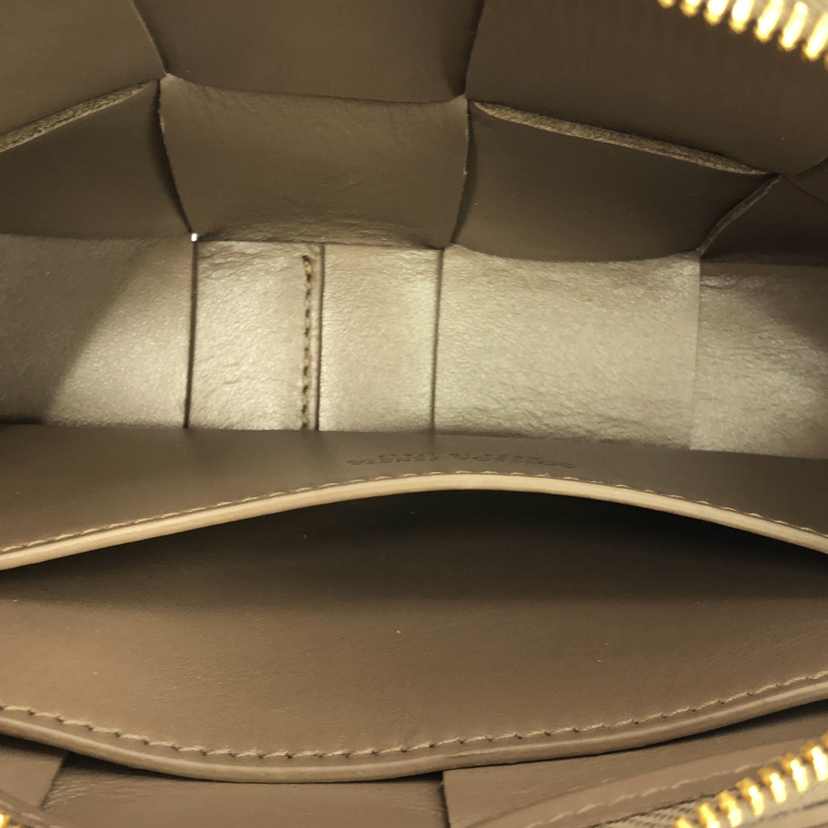 【美品】 BOTTEGA VENETA / ボッテガヴェネタ | マキシイントレチャート カセット レザー ショルダーバッグ | ブラウン | レディース