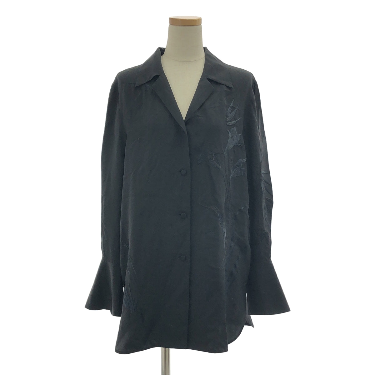 Mame Kurogouchi / マメクロゴウチ | Silk Cupra Floral Embroidery Open Collar Shirt / シルク エンブロイダリー オープンカラー シャツ | 1 | レディース