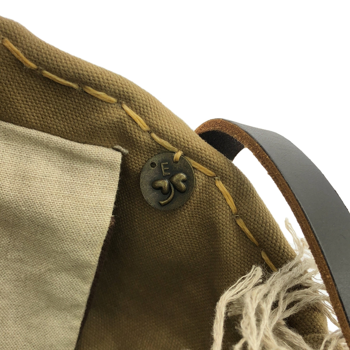 ebagos / Ebagos | Fur cover / Beni Wisteria basket bag |
