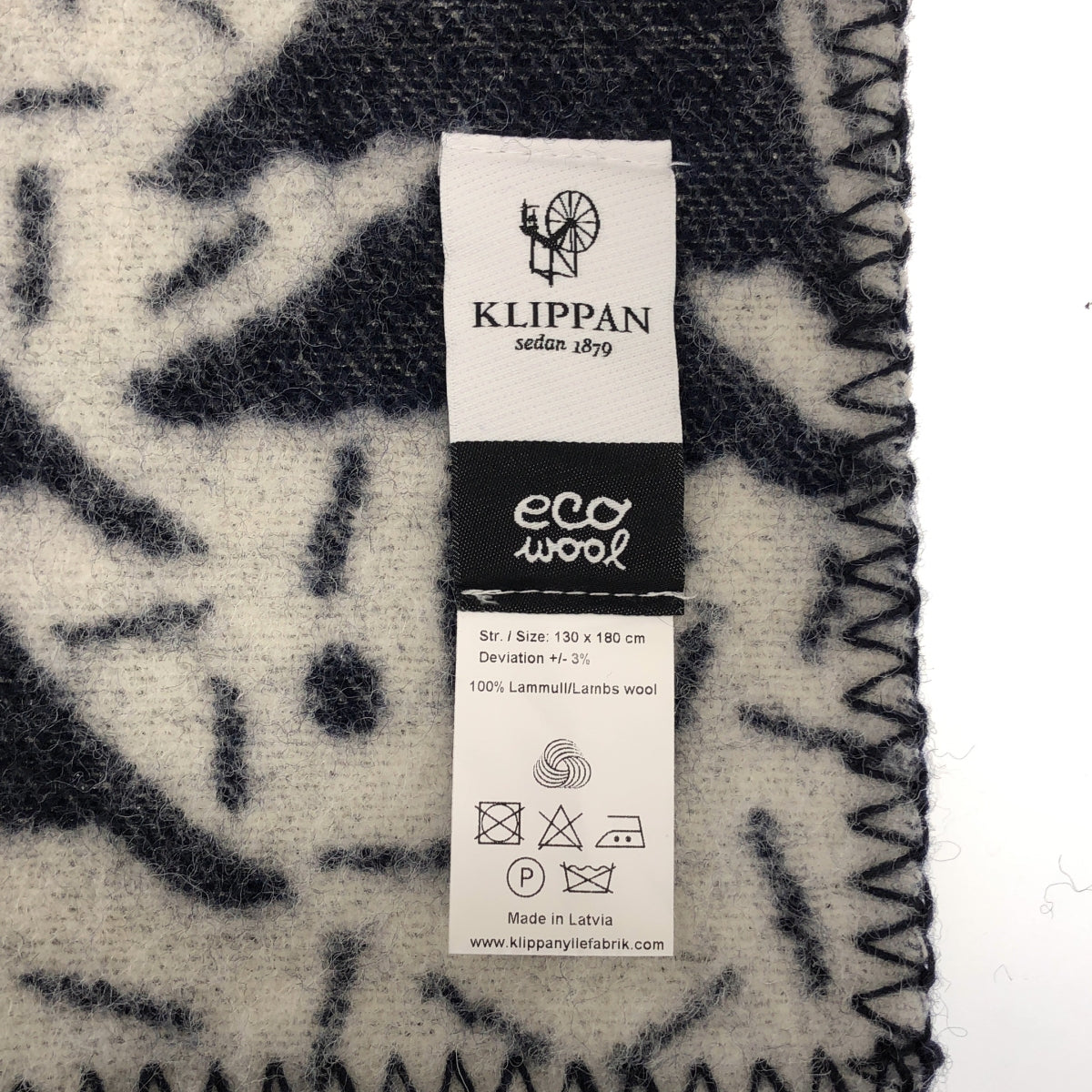 mina perhonen / mina perhonen | × KLIPPAN LAKE IN THE VALLEY Blanket |