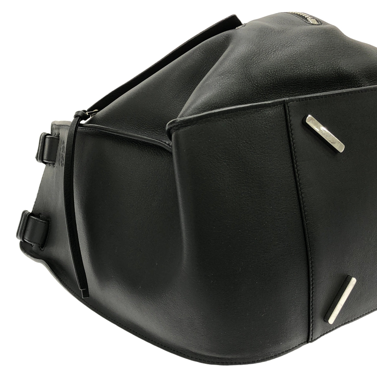 LOEWE / 로에베 | HAMMOCK MEDIUM 송아지 / 해먹 미디엄 크로스 바디 백 | 블랙 | 여성