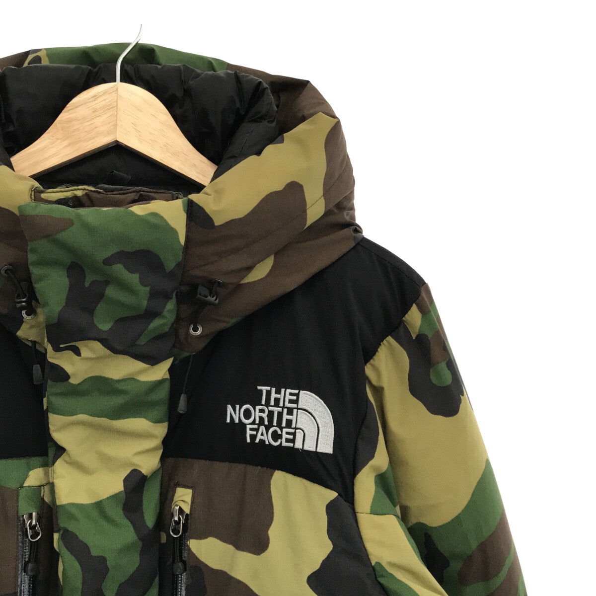 THE NORTH FACE / 北面 |新奇 Baltoro 輕羽絨外套 | S |迷彩 |男士