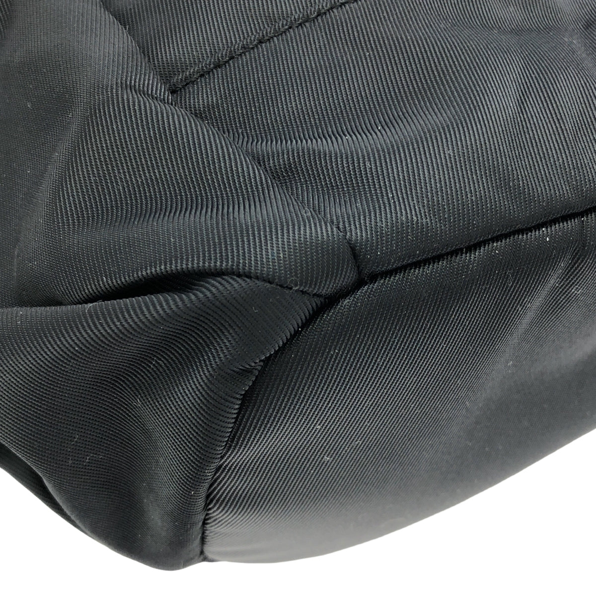 HUNTER | Original backpack with side zipper pocket |