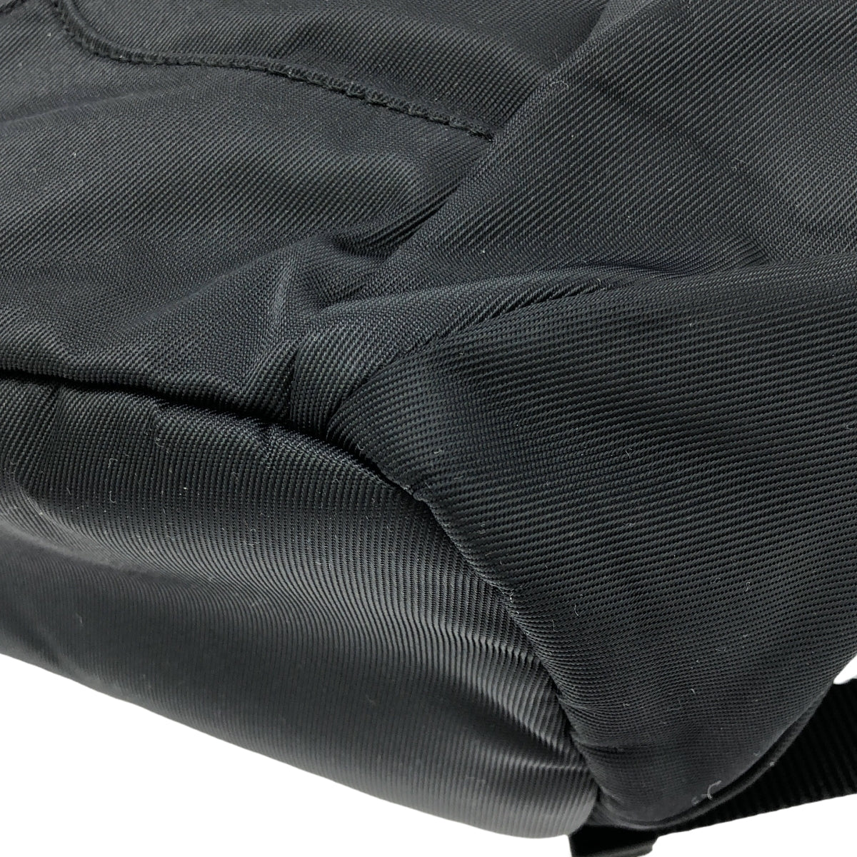 HUNTER | Original backpack with side zipper pocket |