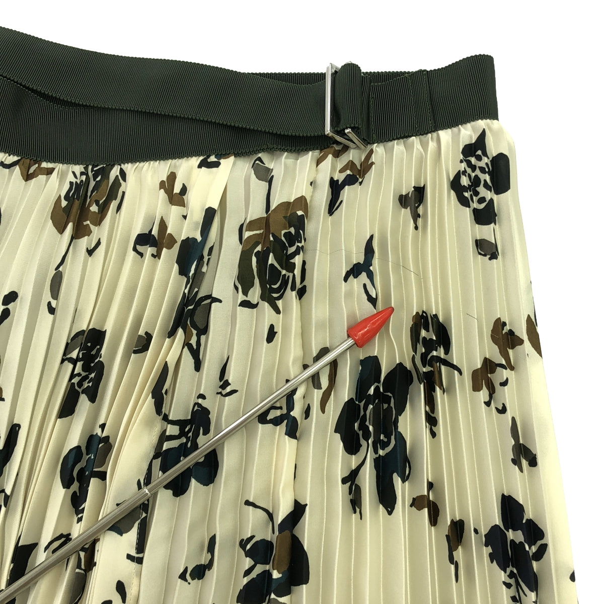 sacai / サカイ | 2022AW | Flower Print Skirt / フラワー プリーツ ラップスカート | 2 | オフホワイト | レディース