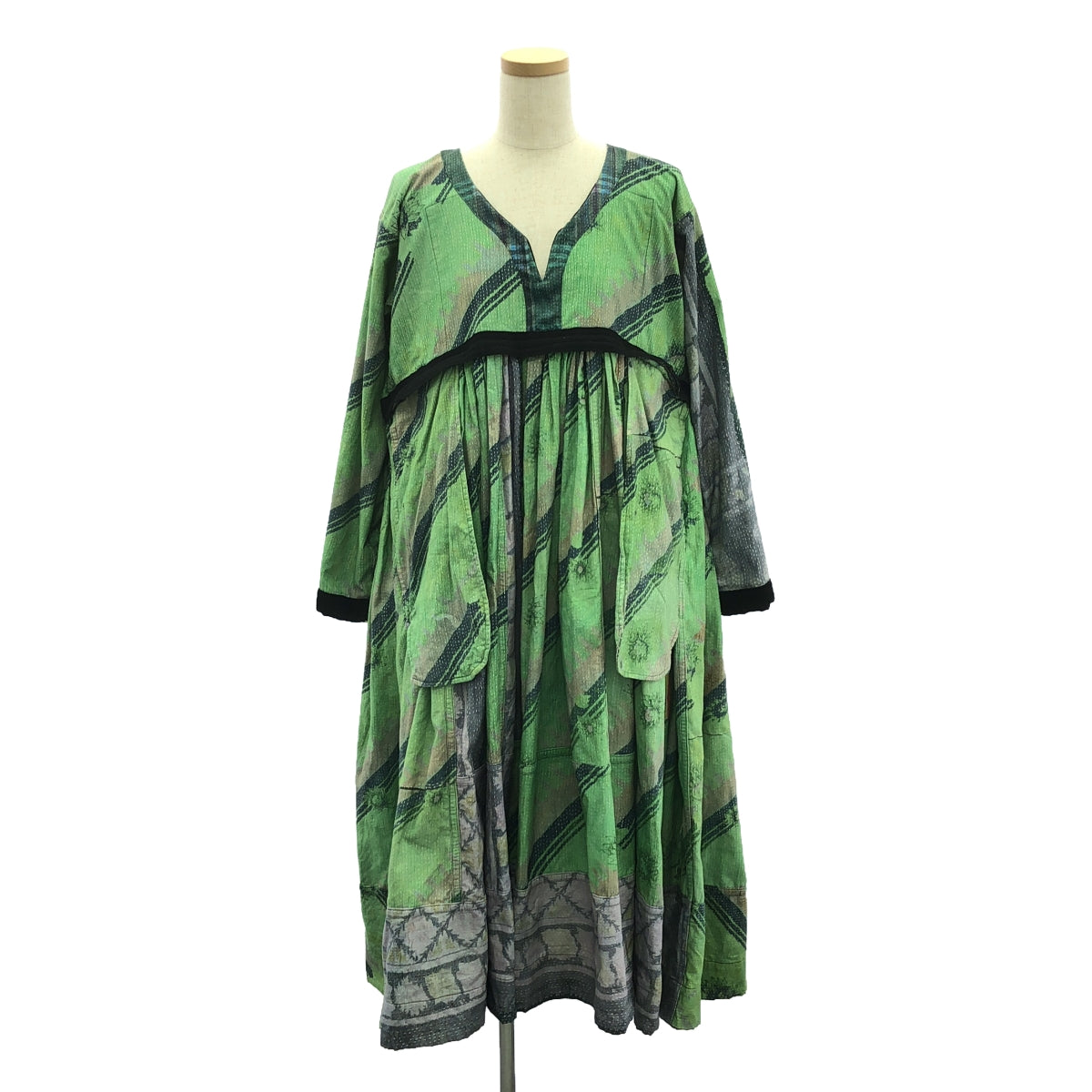 【美品】 tao COMME des GARCONS / タオコムデギャルソン | 2022AW | 総柄 ベルベット切替 ギャザー ボリューム ワンピース | M | マルチカラー | レディース