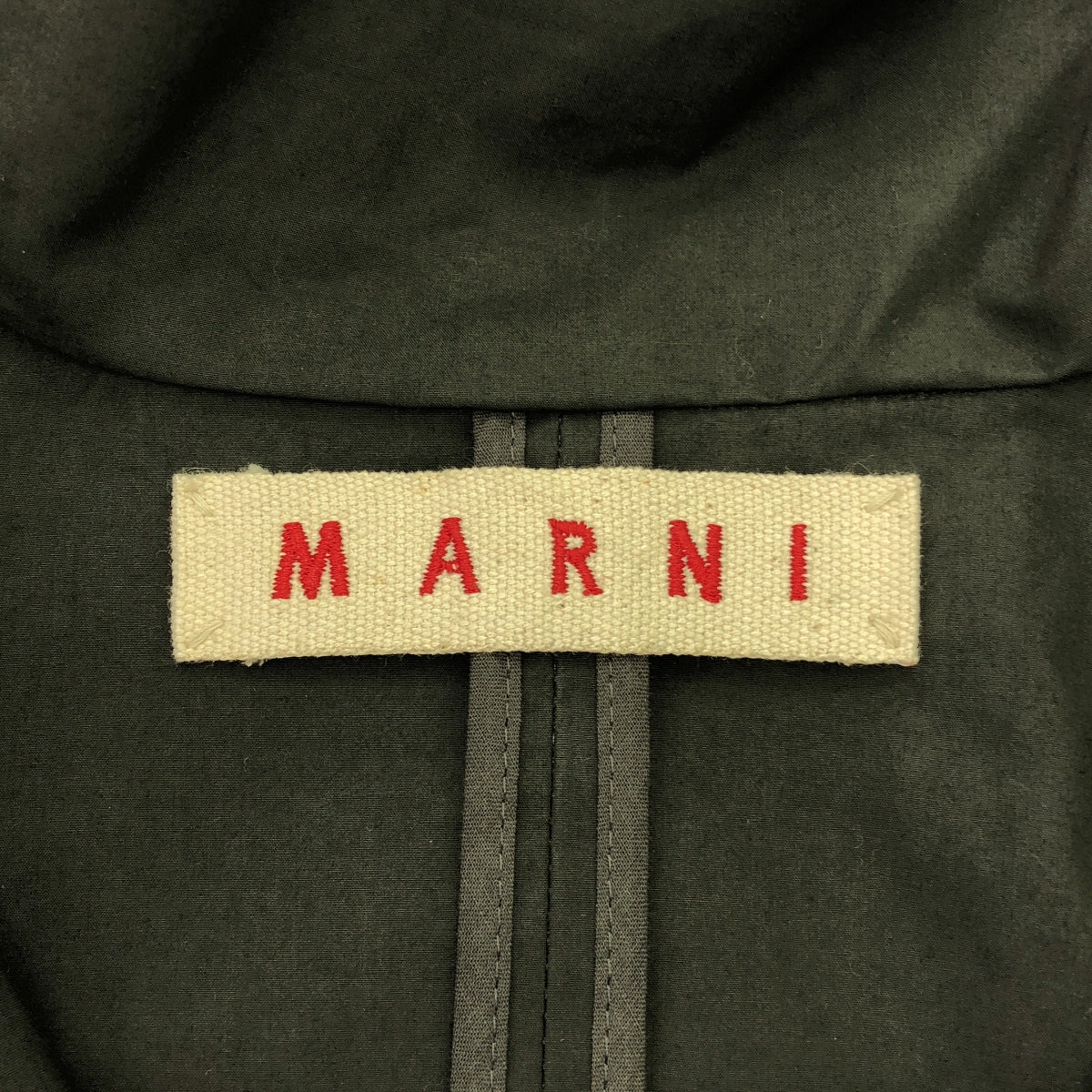 MARNI / 마르니 | 볼륨 슬리브 스탠드 컬러 재킷 | 38 | 올리브계 | 여성