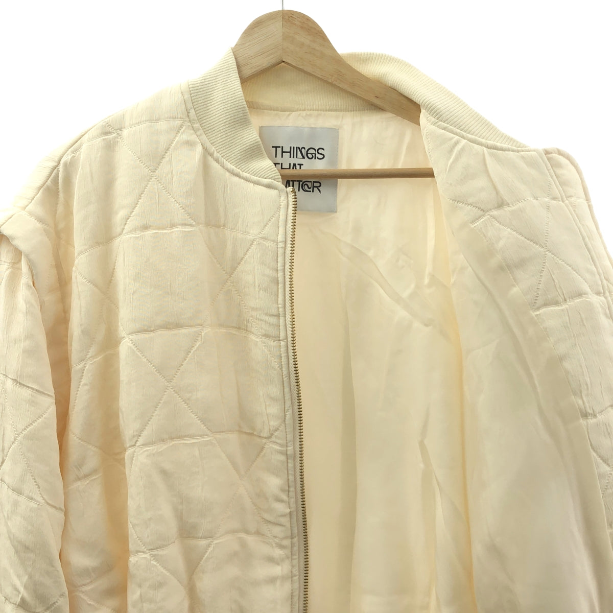 THINGS THAT MATTER / シングスザットマター | ORIGINAL JACQUARD MA-1 BLOUSON / キルティング リブ ロングブルゾン ジャケット | F | アイボリー | レディース