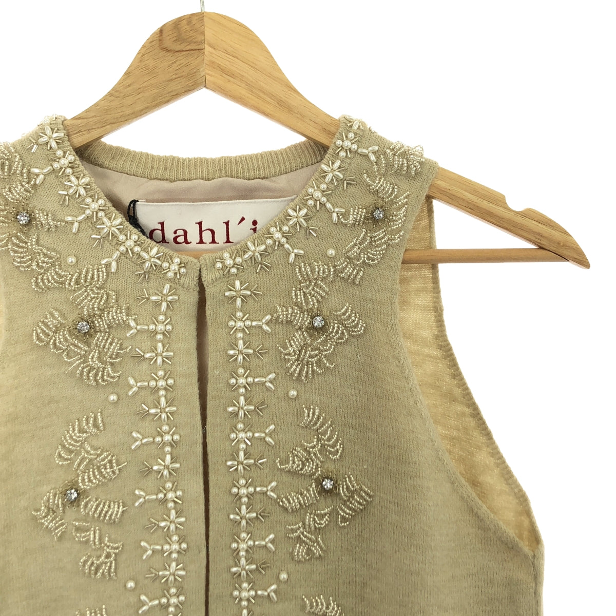 【新品】 dahl'ia / ダリア | KNIT BEADS VEST ビーズ エンブロイダリー ニットベスト | F | アイボリー | レディース