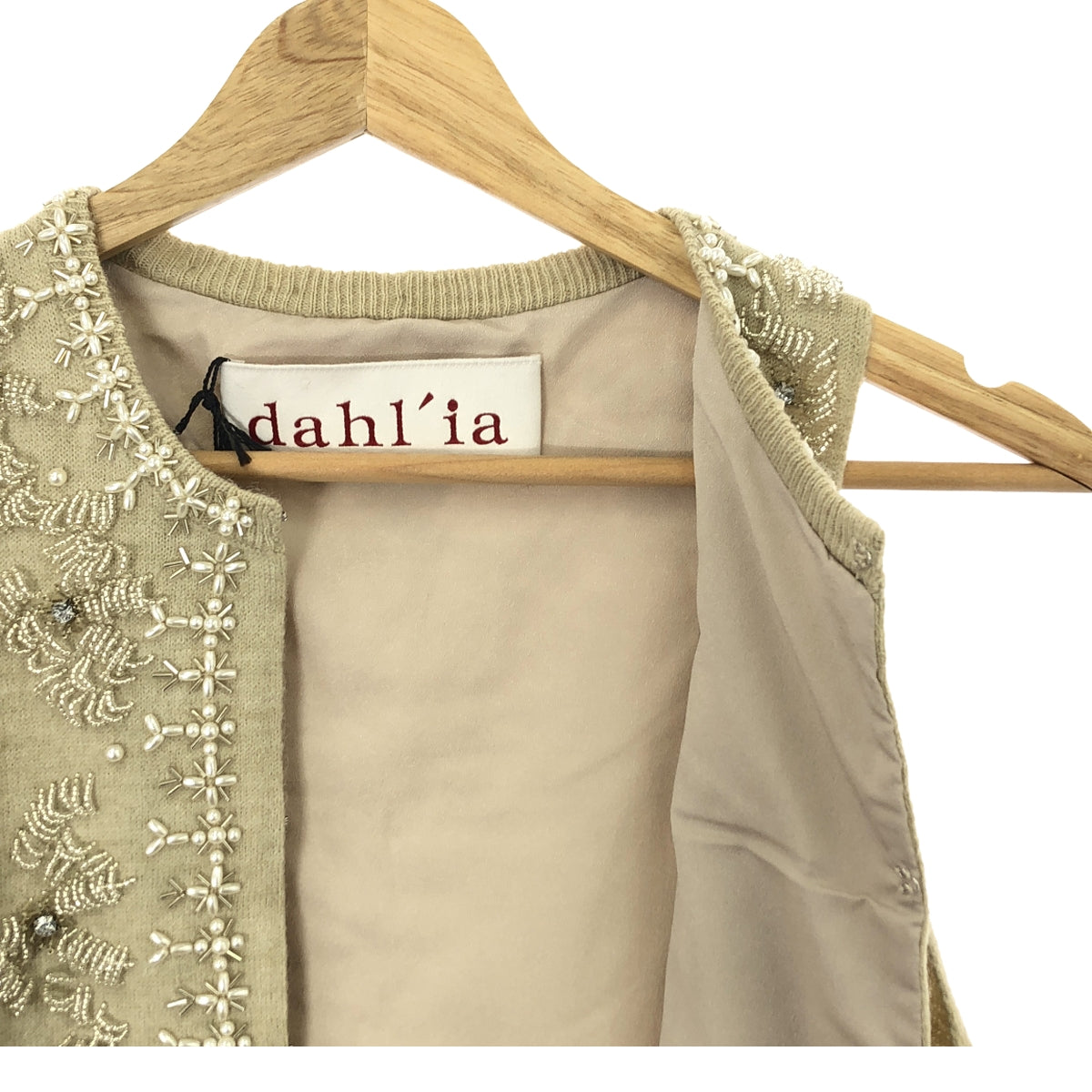 【新品】 dahl'ia / ダリア | KNIT BEADS VEST ビーズ エンブロイダリー ニットベスト | F | アイボリー | レディース