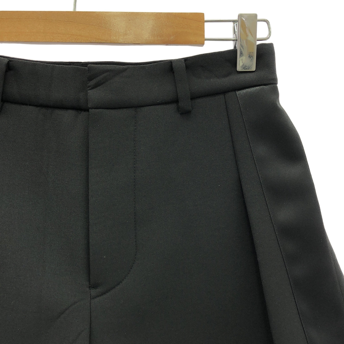 sacai / サカイ | 2023SS | Thread Detail Suiting Bonding Shorts ボンディングパンツ | 1 | レディース