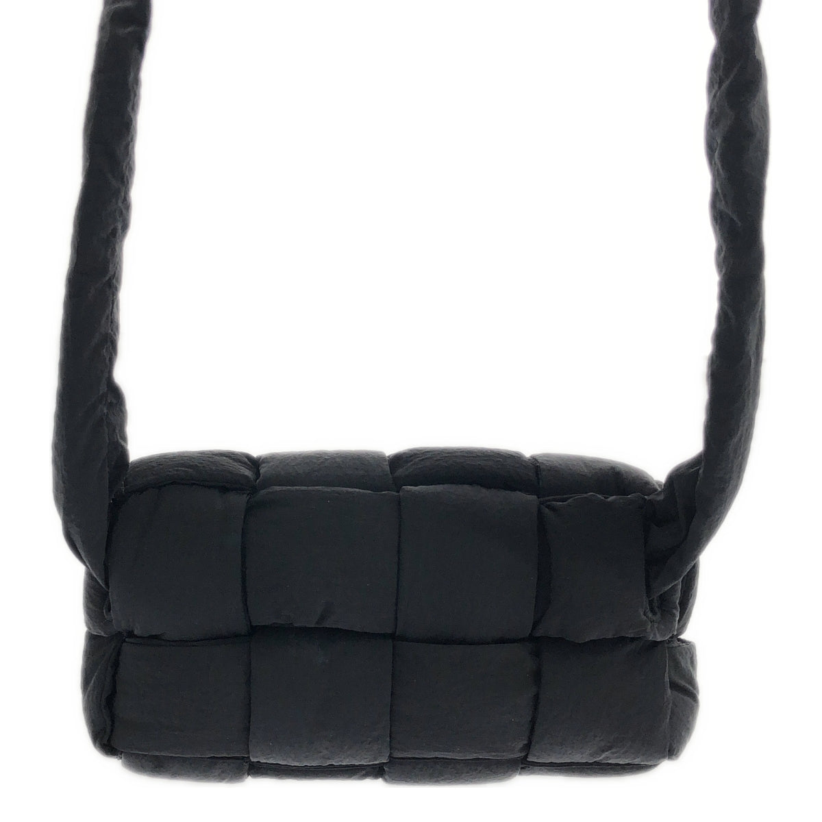 【美品】 BOTTEGA VENETA / ボッテガヴェネタ | PADDED TECH CASSETTE / パデッド テック カセット マキシイントレチャート ボディ ウエストバッグ / ユニセックス | black | メンズ
