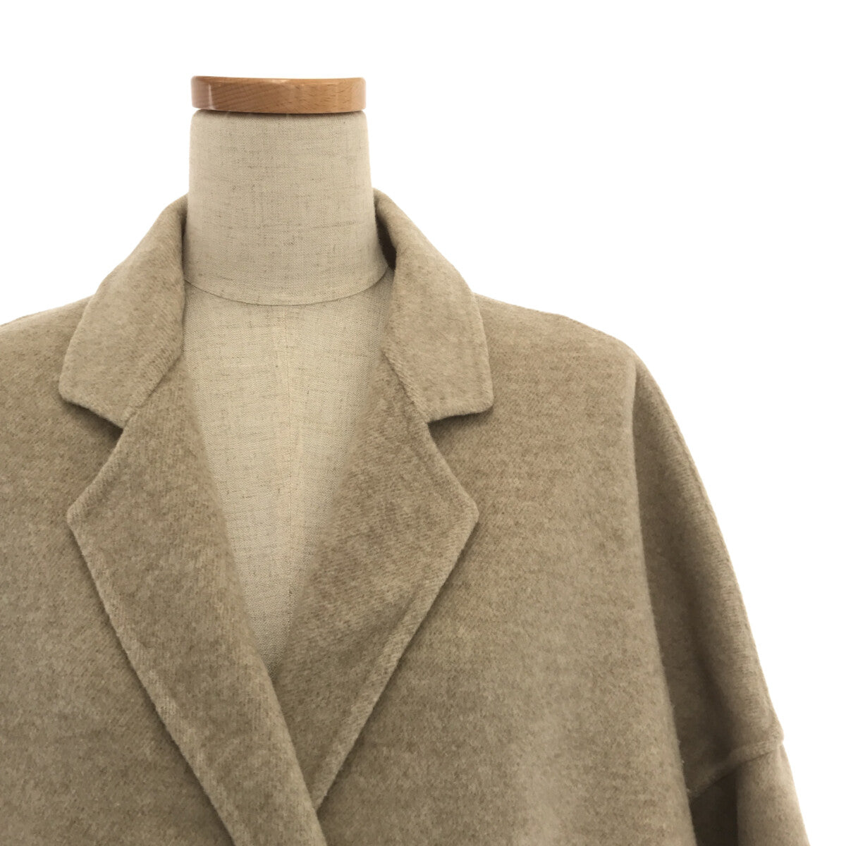 二級 |維多利亞河外套 | F |米色 |女性的