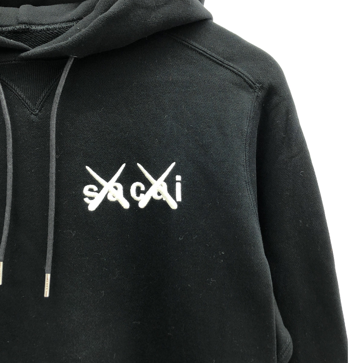【미품】 sacai / 사카이 | 2021SS | × KAWS Embroidery Hoodie 후드 | 2 | 블랙 | 여성
