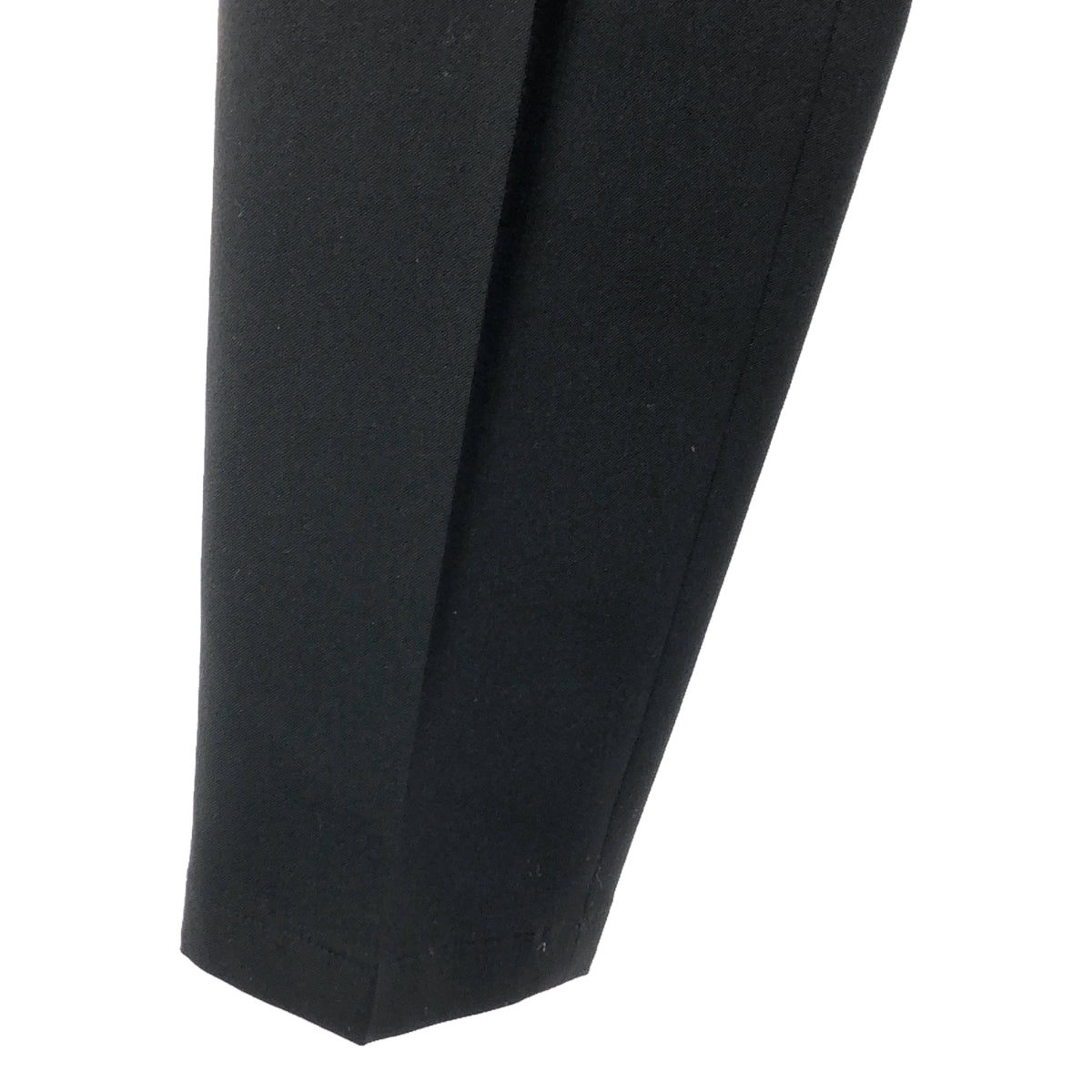 loin. / ロワン | tapered pants レーヨン混 ストレッチ タック テーパードパンツ | 36 | ブラック | レディース