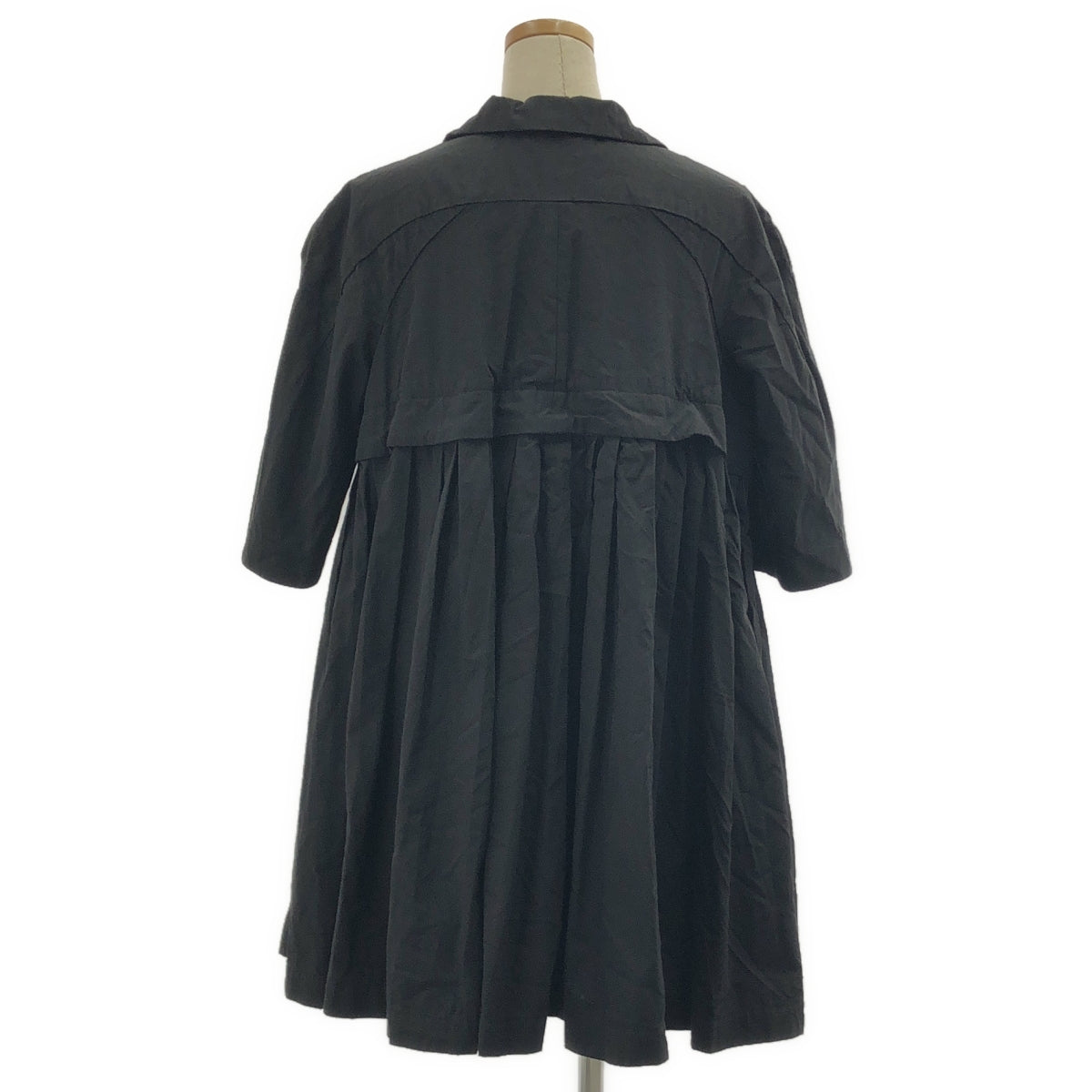 【미품】 COMME des GARCONS / 콤데 갤슨 | 2016SS | 폴리 에스테르 제품 가공 원목 칼라 주름 오버 롱 재킷 | M | 블랙 | 여성