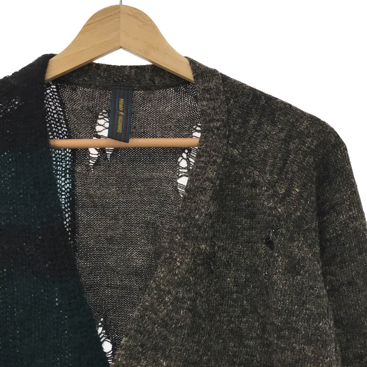 MIHARA YASUHIRO / MIHARA YASUHIRO | Bordered distressed asymmetrical V-neck knit cardigan |