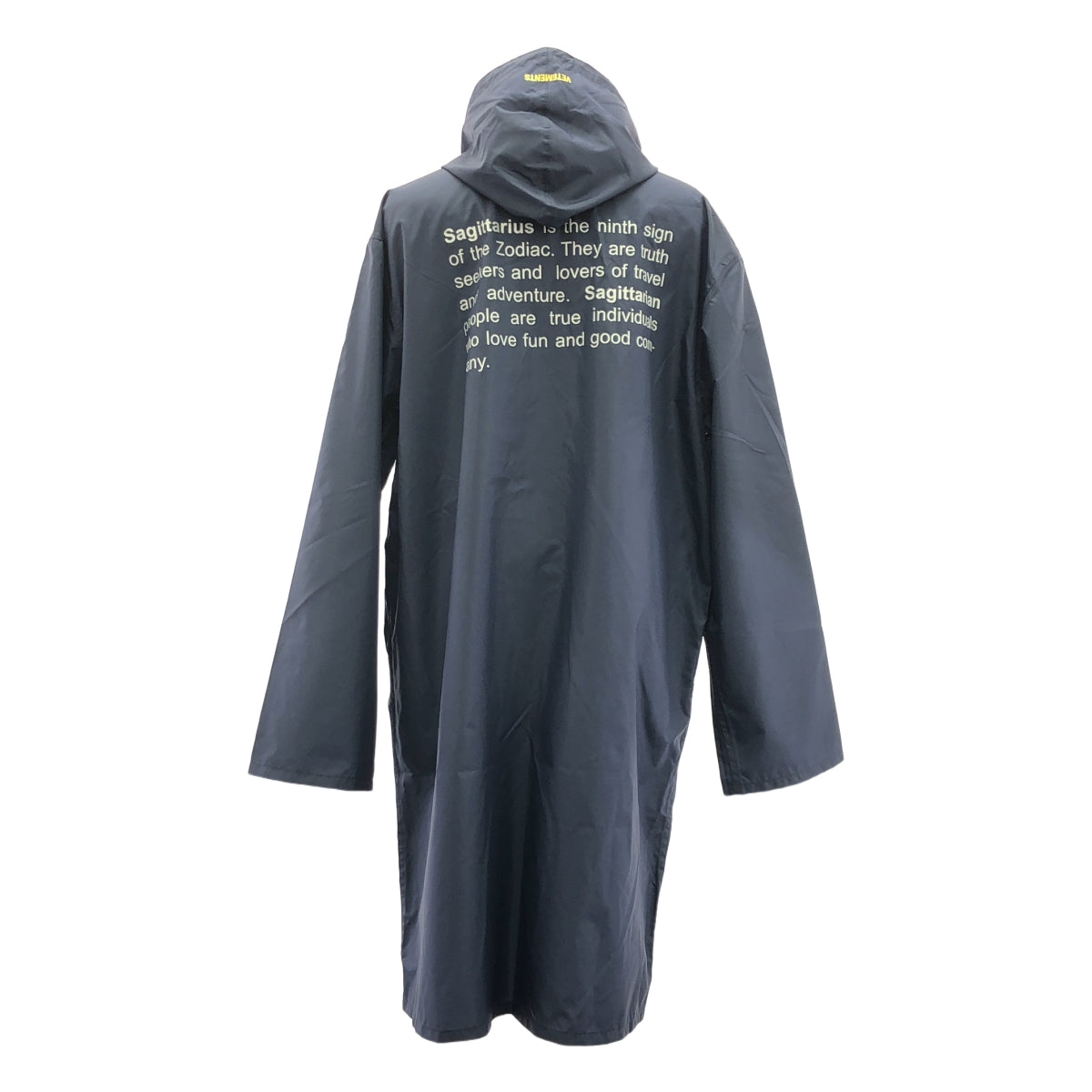 VETEMENTS / ヴェトモン | Horoscope Cancer hooded raincoat レインコート | F | メンズ