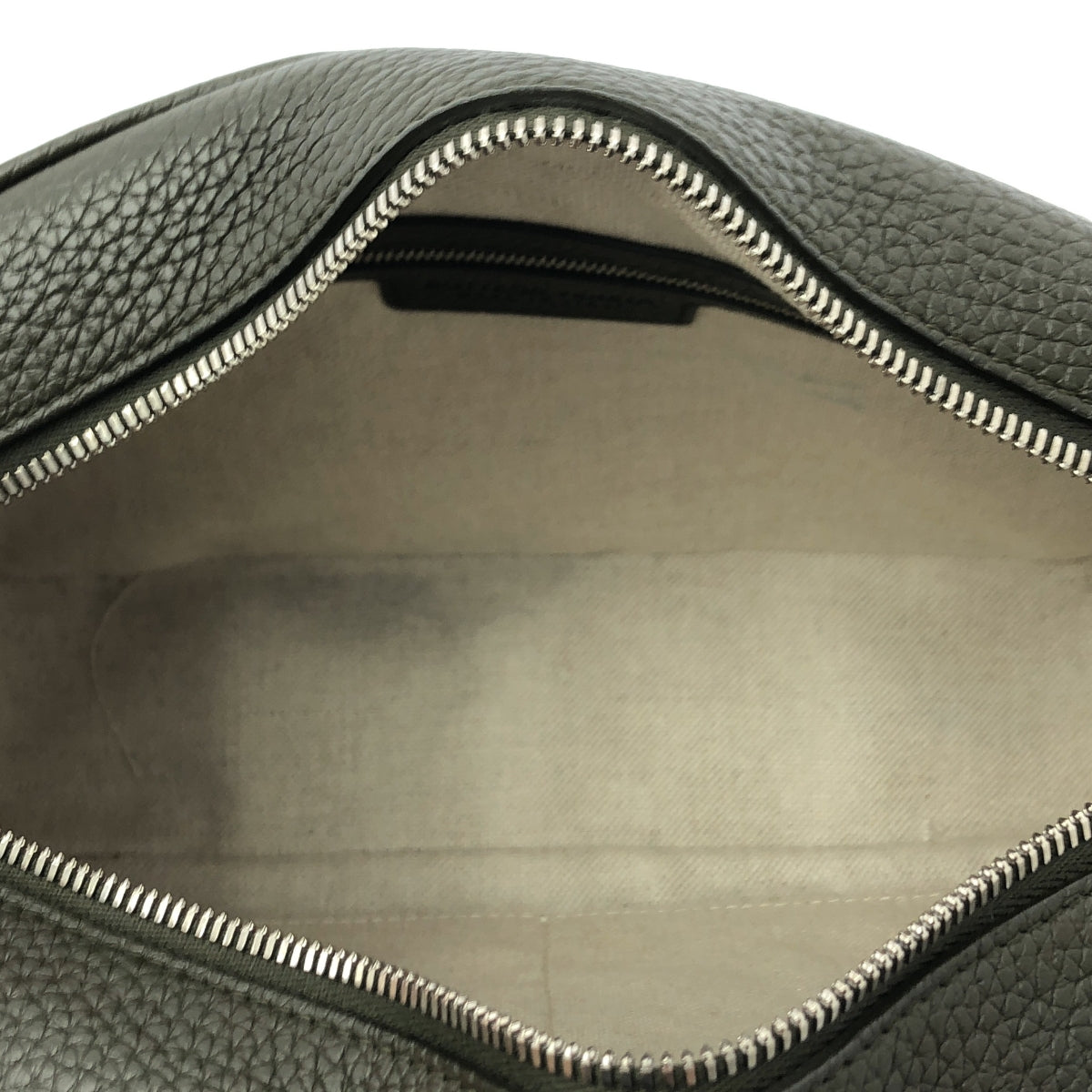 【新品】 BOTTEGA VENETA / ボッテガヴェネタ | 2024AW | Intrecciato Medium Shoulder Bag イントレチャート レザー ミディアム ショルダーバッグ | ブラウン | メンズ
