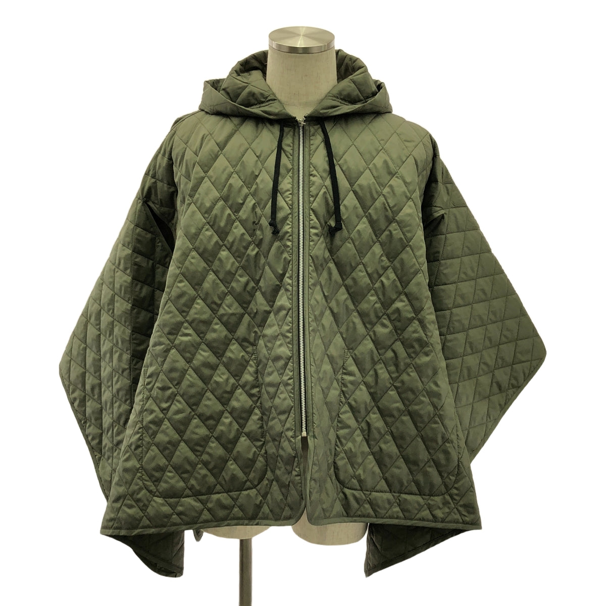 COMME des GARCONS HOMME DEUX / 컴데 갤슨 옴두 | 2024AW | 고밀도 터프터 퀼트 판초 | F | 남성
