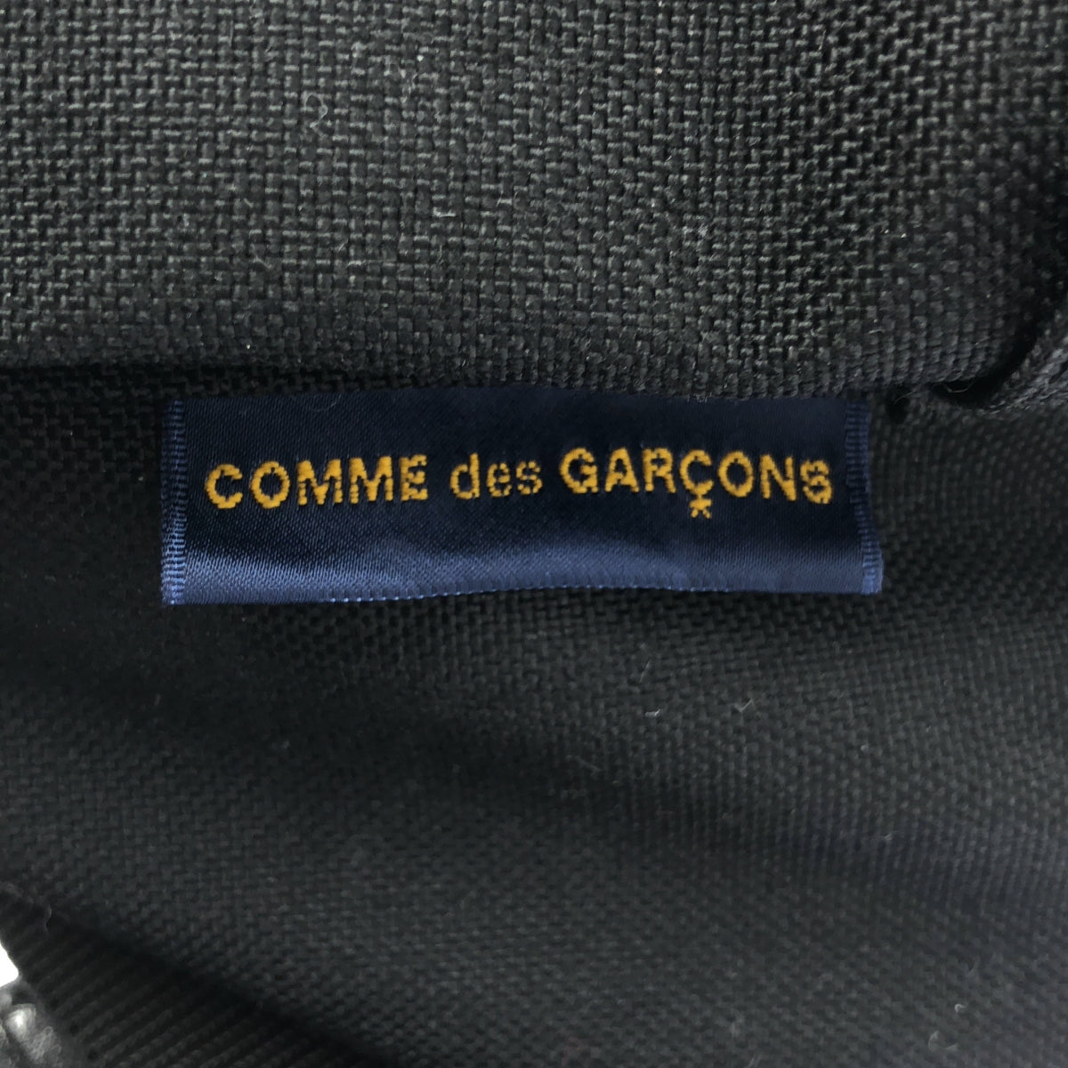 COMME des GARCONS | 巴黎時裝週皮革邊飾尼龍背包 |