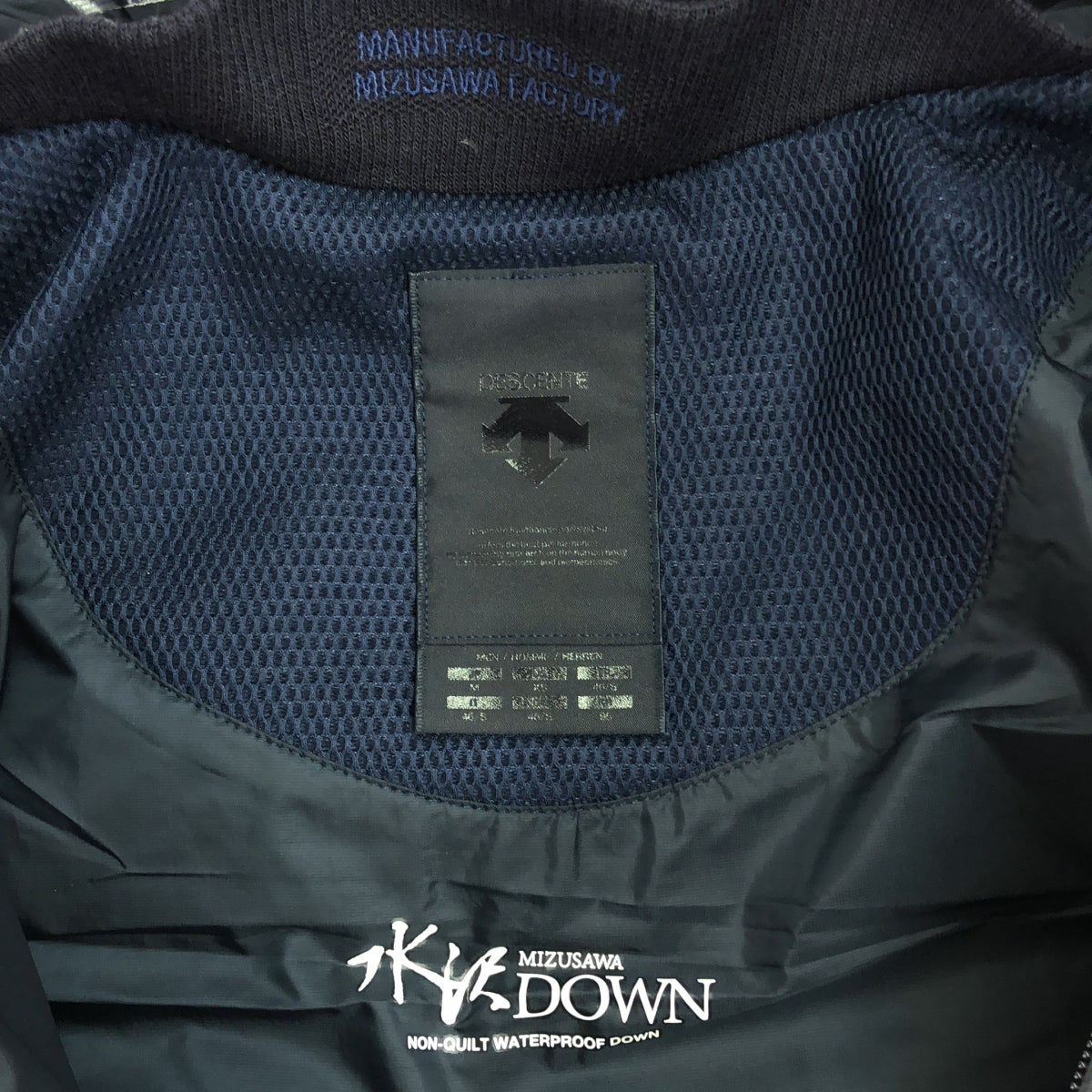 DESCENTE ALLTERRAIN | MIZUSAWA DOWN JACKET STORM 4WAY STRETCH STORM HOODED MIZUSAWA DOWN JACKET | M | MEN'S