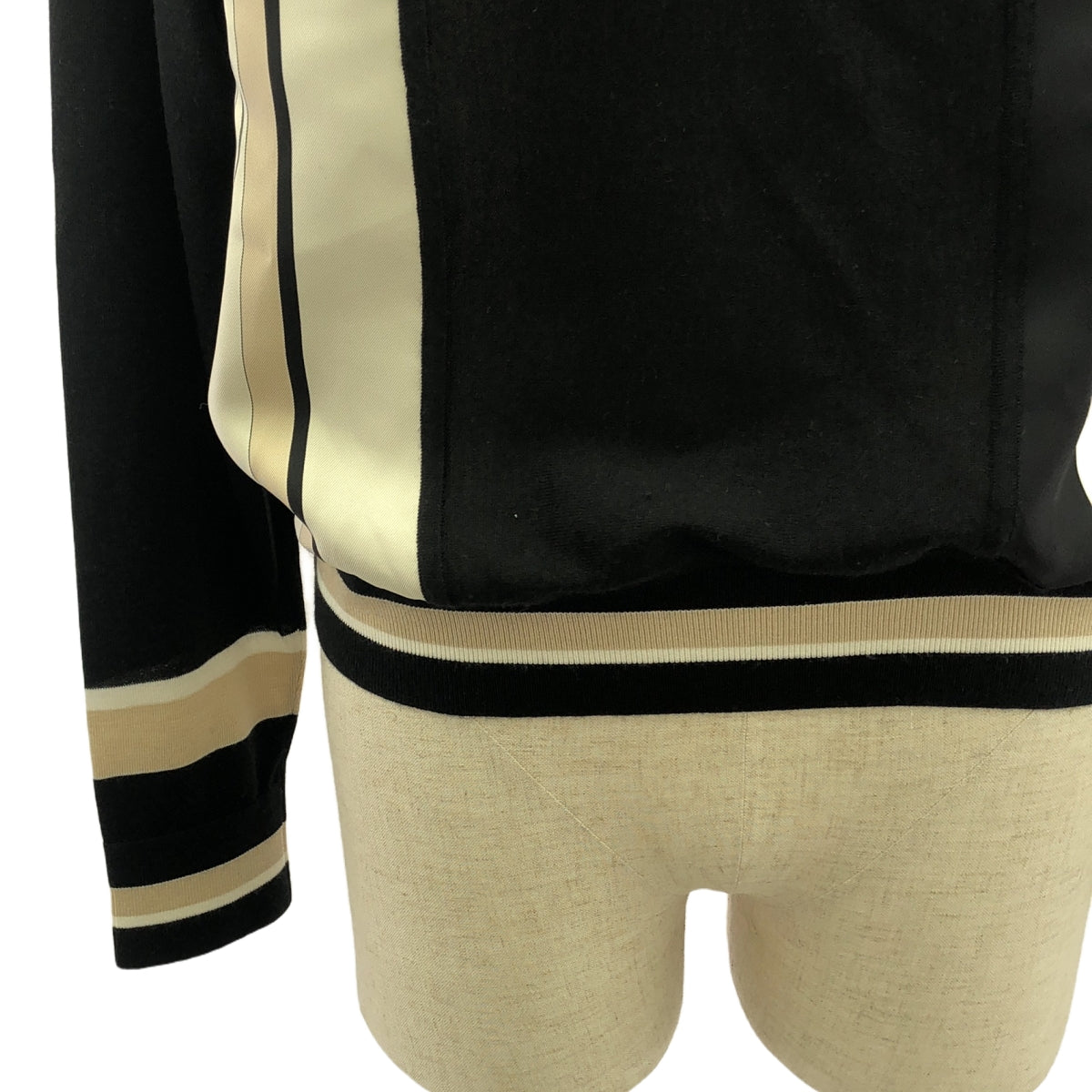 【미품】 HERMES / 헤르메스 | 2023SS | 엑스 리브리스 능선 / 캐시미어 실크