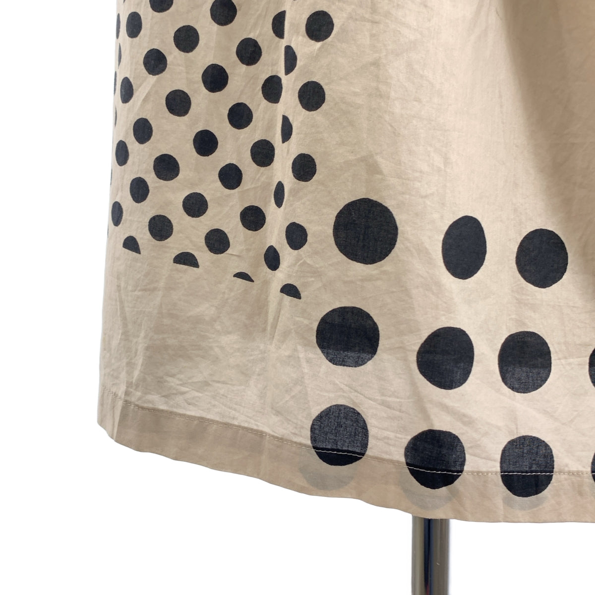 mina perhonen / 미나펠호넨 | universe 코튼 도트 개더 스커트 | 1 | 베이지 / 블랙 | 여성