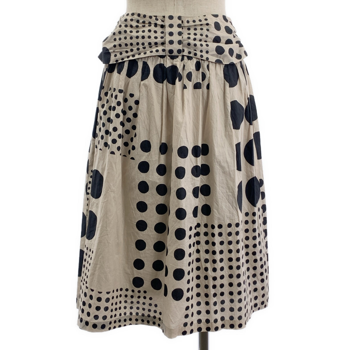 mina perhonen / 미나펠호넨 | universe 코튼 도트 개더 스커트 | 1 | 베이지 / 블랙 | 여성