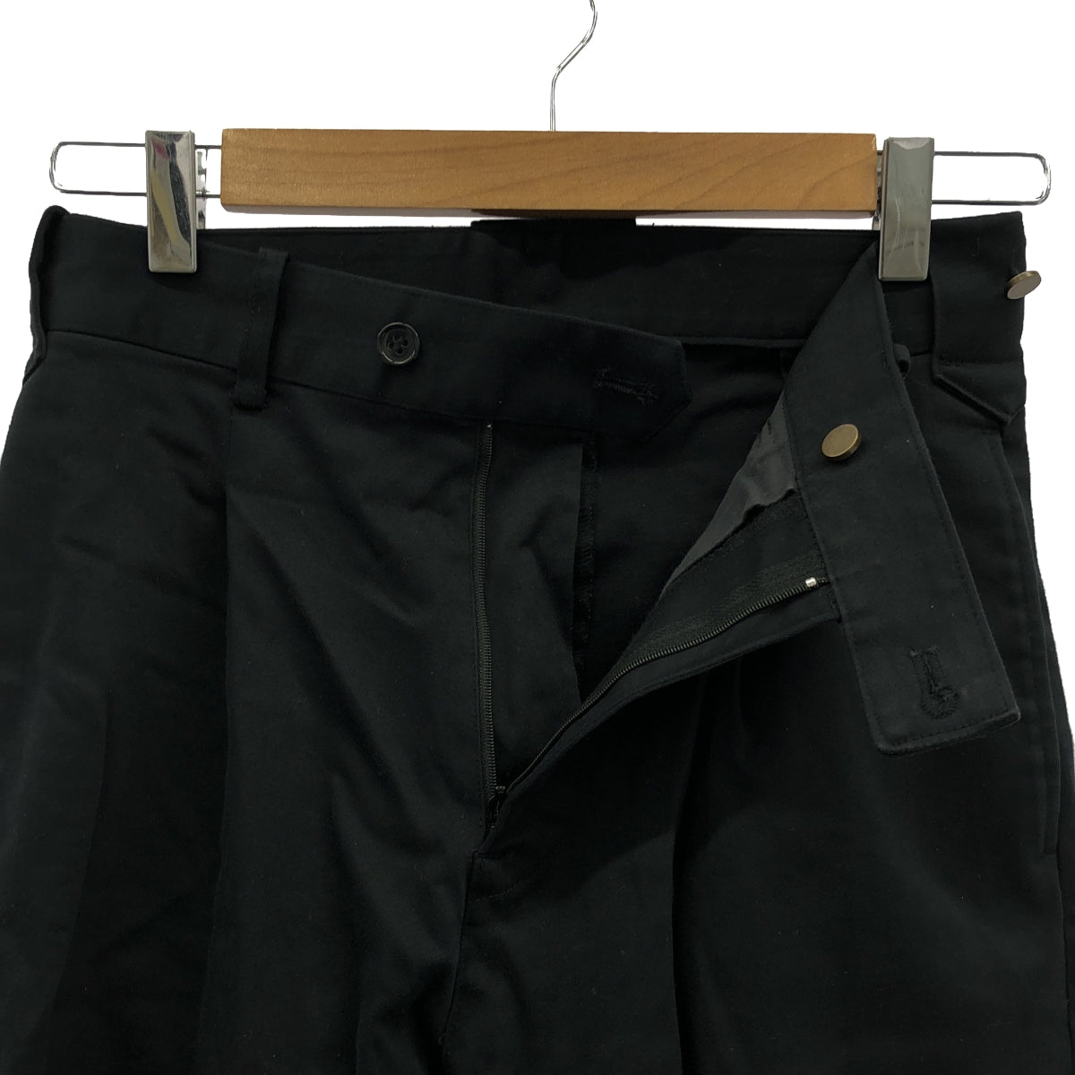 madder madder / マダマダ | TICKET PANTS コットン ストレッチ タック チケット パンツ | 1 | ブラック | レディース