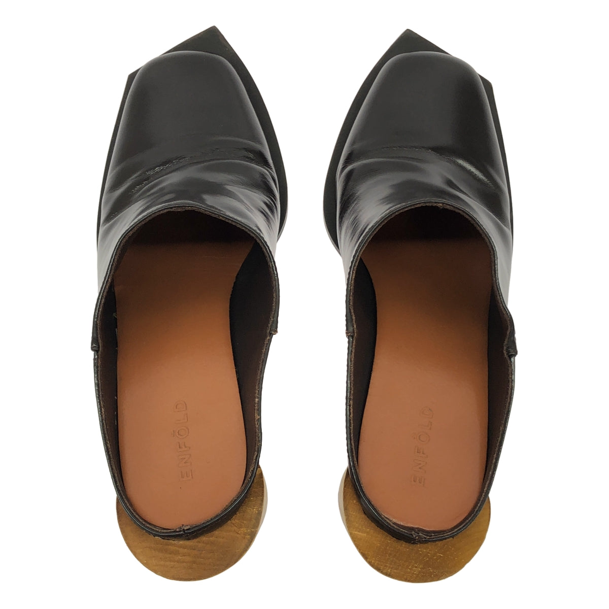 ENFOLD / 엠 폴드 | 청키 힐 우드 뮬 샌들 | 38 | 다크 브라운 | 여성