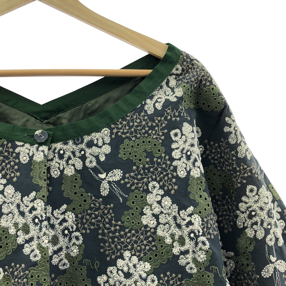 mina perhonen | 2008SS | 快樂迷彩 / 刺繡穿孔外套 / 全襯裡 | 42 | 女款