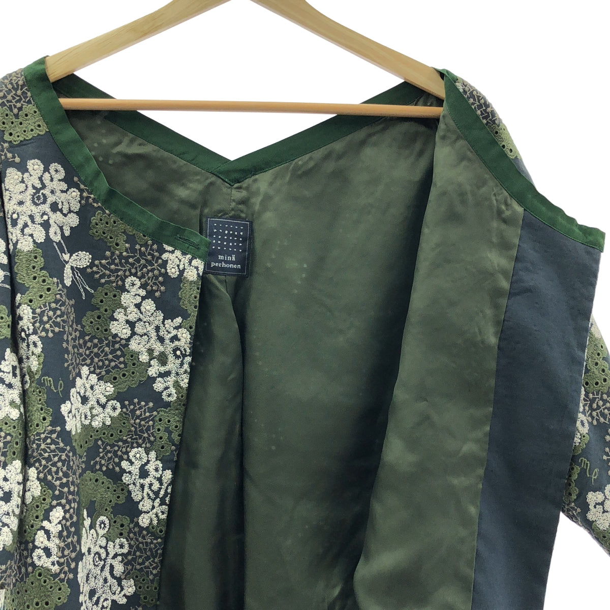 mina perhonen | 2008SS | 快樂迷彩 / 刺繡穿孔外套 / 全襯裡 | 42 | 女款
