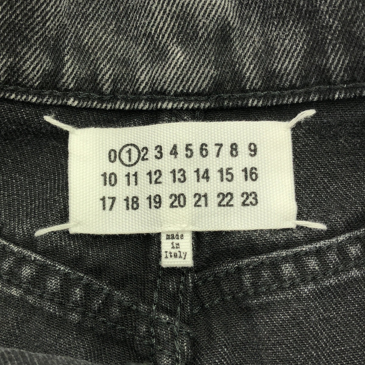 Maison Margiela | 2023AW | 斜裁細節牛仔長褲 | 尺寸 36 | 女款