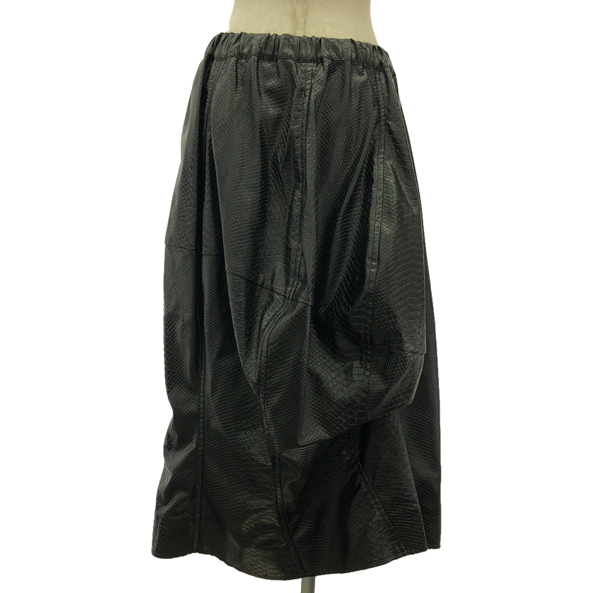 【美品】 COMME des GARCONS / コムデギャルソン | 2022AW | フェイクレザー クロコダイル 変形 ドローストリング スカート | S | ブラック | レディース