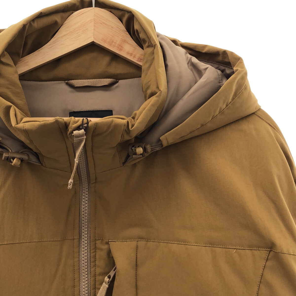 【신품】 DAIWA PIER39 / 다이와 피어 서틴 나인 | 2022AW | TECH PADDING MIL JACKET 안솜 밀리터리 재킷 | L | 코요테 | 남성