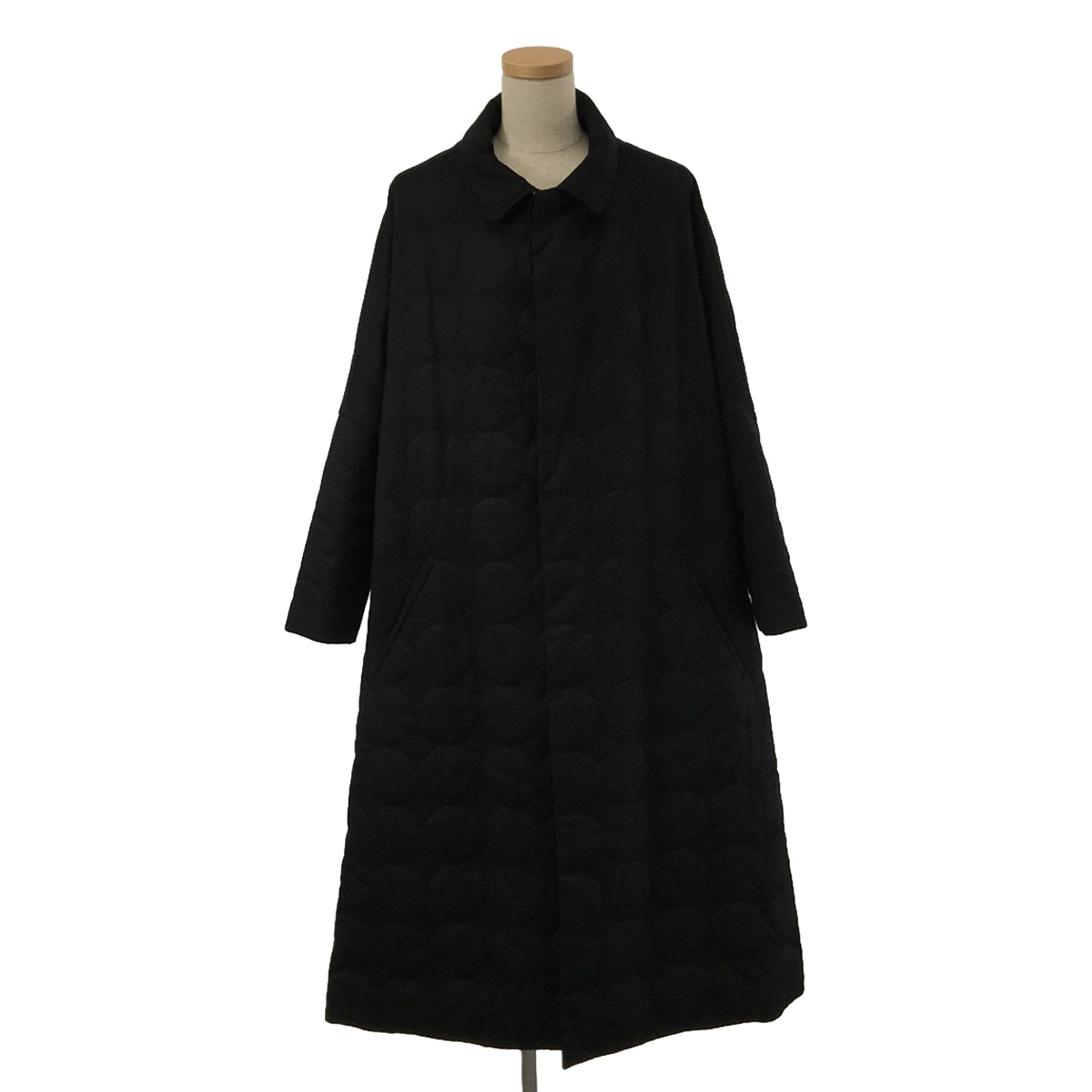 Mochi / モチ | stand fall collar coat キルティングコート | 2