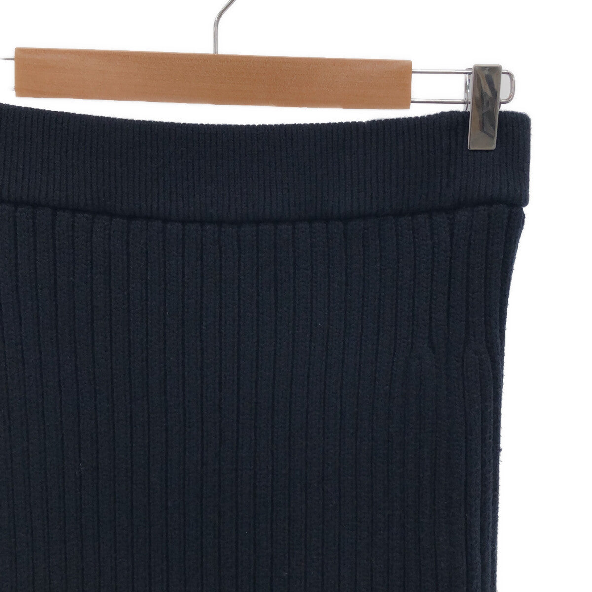 【미품】 MUSE de Deuxieme Classe / 뮤즈 두주 엠 클래스 | 2023SS | Lily sof 리브 스커트 | 38 | 네이비 | 여성