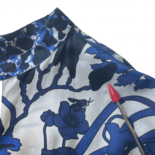 【美品】  BANANATIME / バナナタイム | silk 100％ / シルク 総柄 バンドカラー ドレス ワンピース | XS | ホワイト/ブルー | レディース