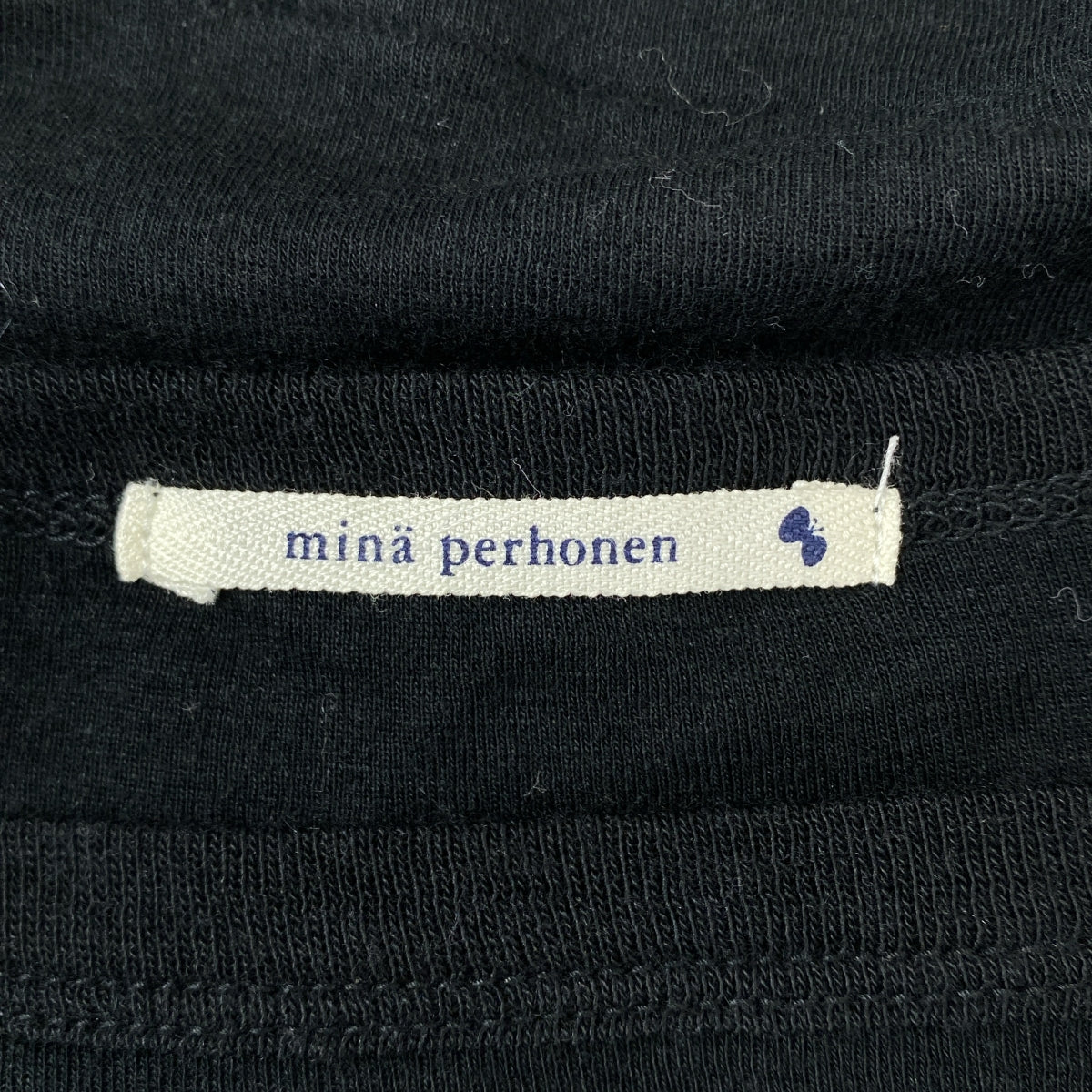 mina perhonen / 미나펠호넨 | creme / 개더 볼륨 슬리브 크루넥 티셔츠 컷소우 | 1 | 여성