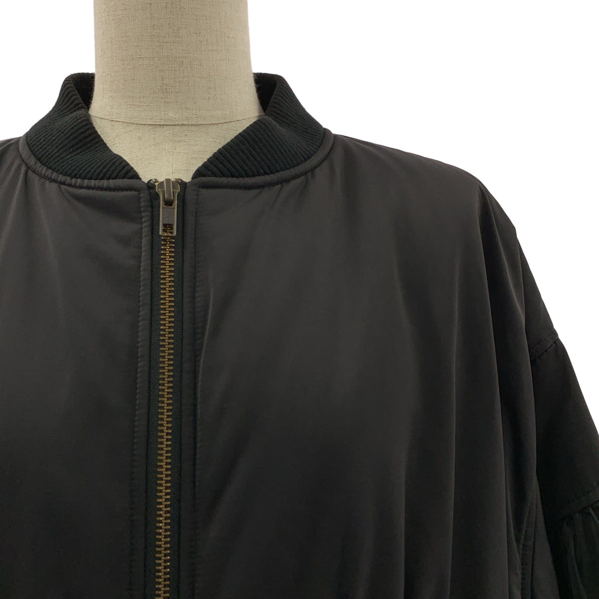 CAROLINA GLASER | 2023 秋冬系列 | 抽繩腰帶加厚蓬鬆長版外套 | F 碼 | 女款